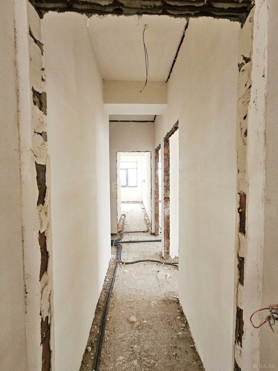 4 otaqlı Yeni tikili, Neftçilər m., Bakı