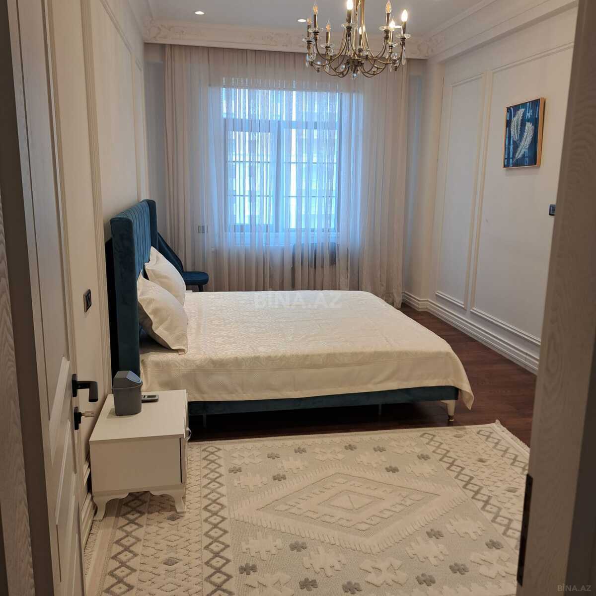 3 otaqlı Yeni tikili, Elmlər Akademiyası m., Bakı