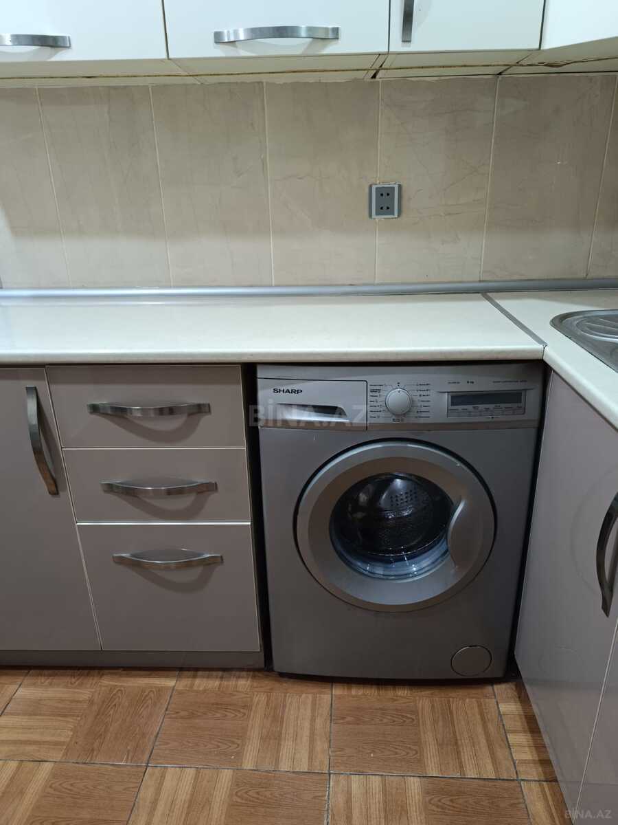 2 otaqlı Köhnə tikili, Bakıxanov q., Bakı