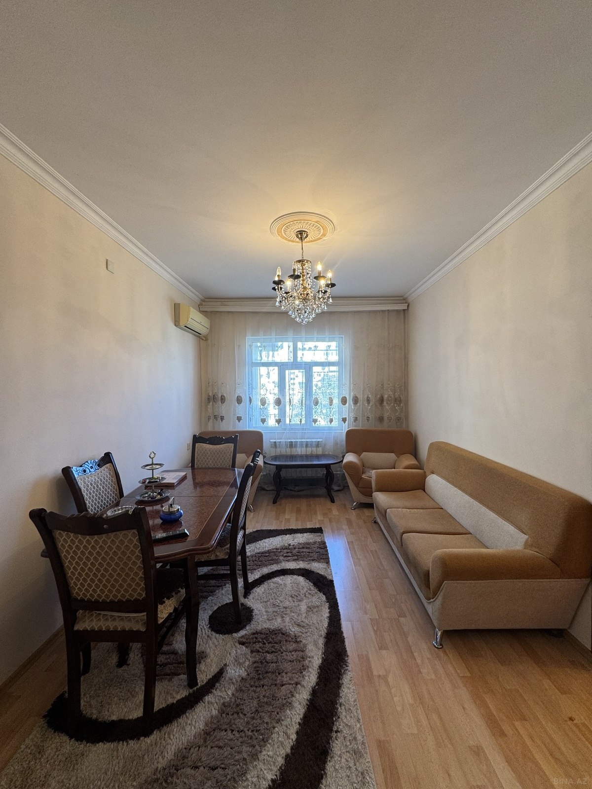 4 otaqlı Köhnə tikili, Yeni Yasamal q., Bakı
