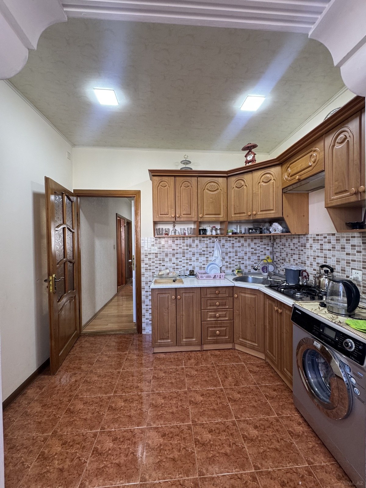 4 otaqlı Köhnə tikili, Yeni Yasamal q., Bakı
