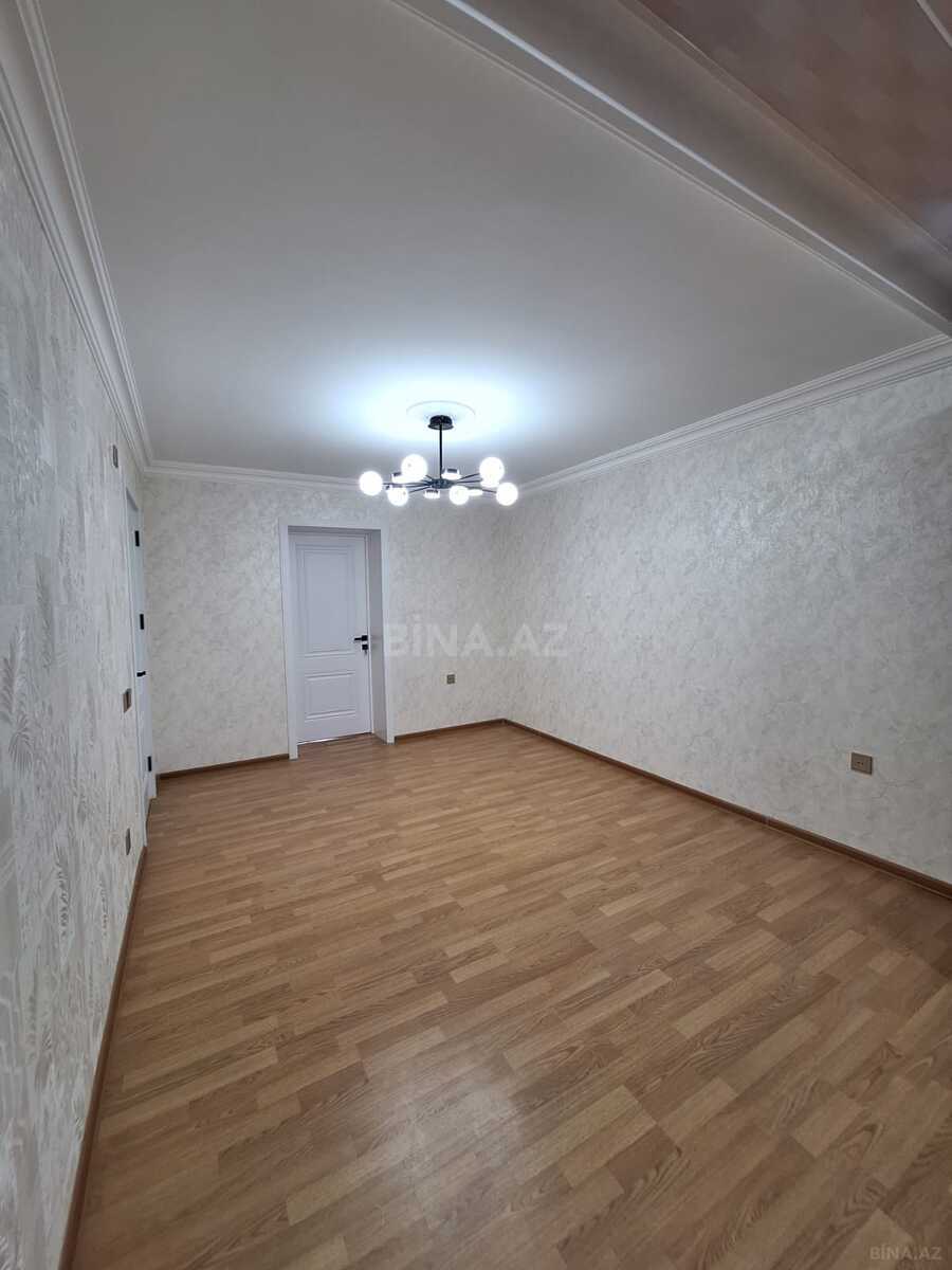 3 otaqlı Köhnə tikili, Elmlər Akademiyası m., Bakı