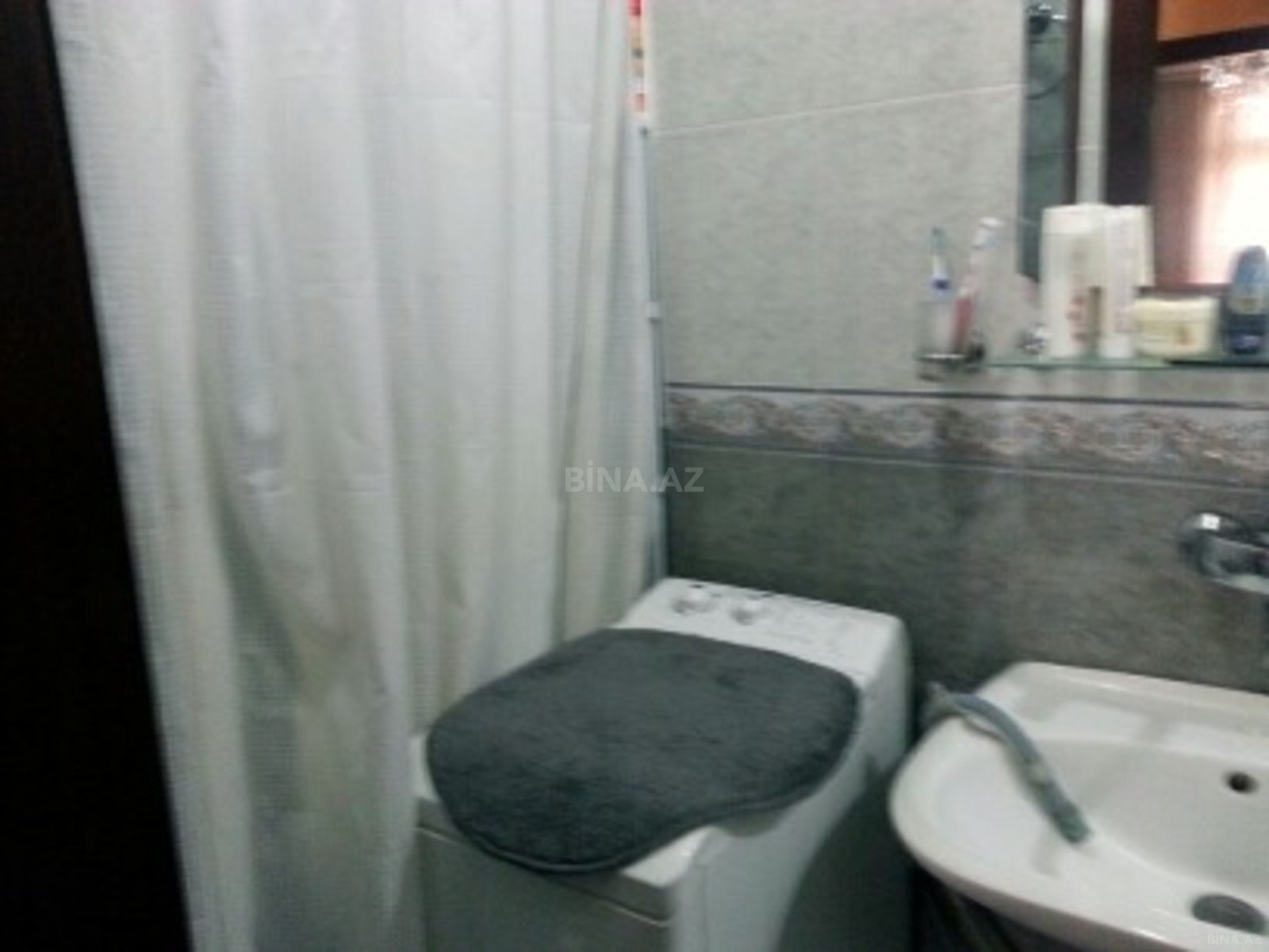 4 otaqlı Köhnə tikili, 28 May m., Bakı