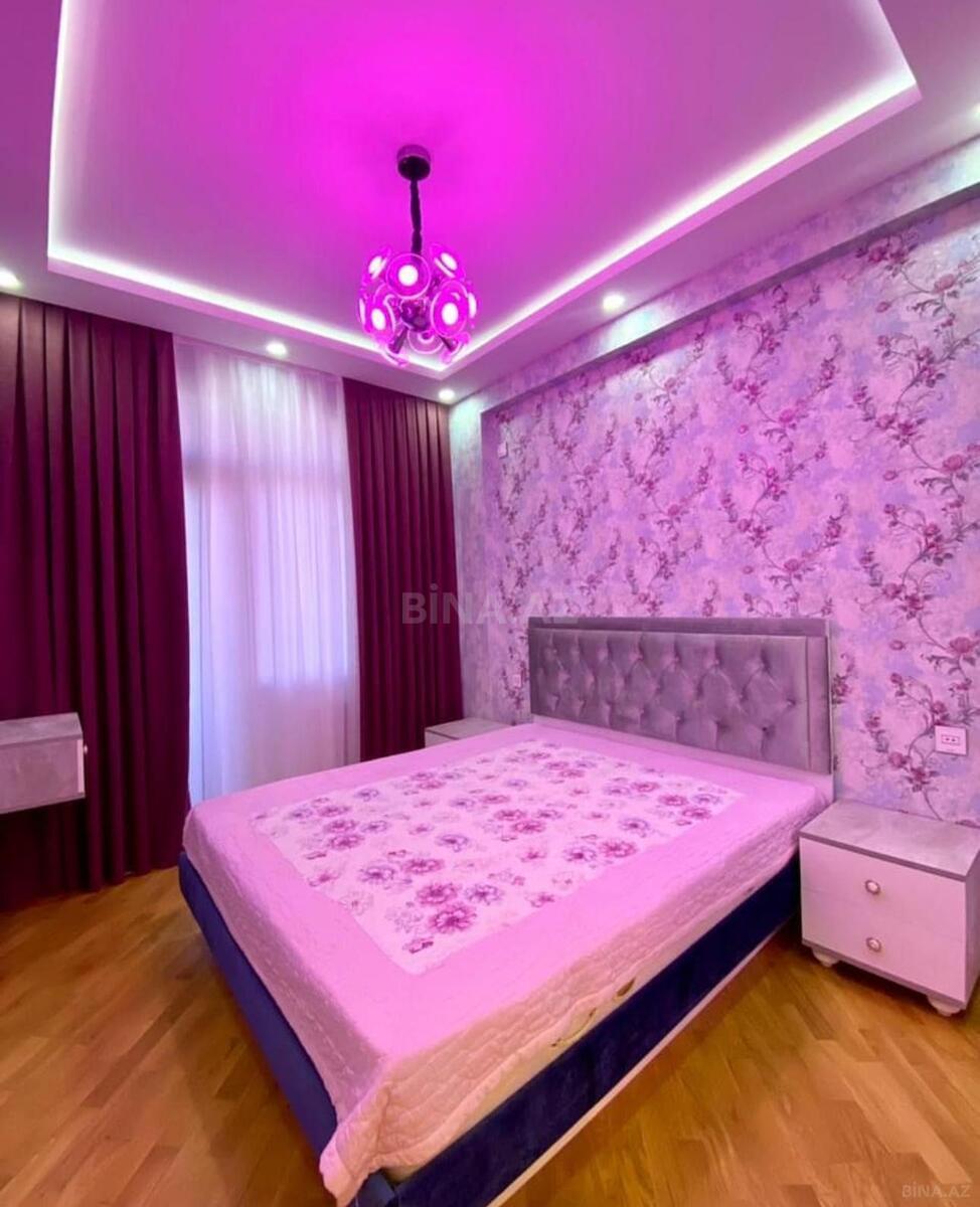 3 otaqlı Köhnə tikili, Memar Əcəmi m., Bakı