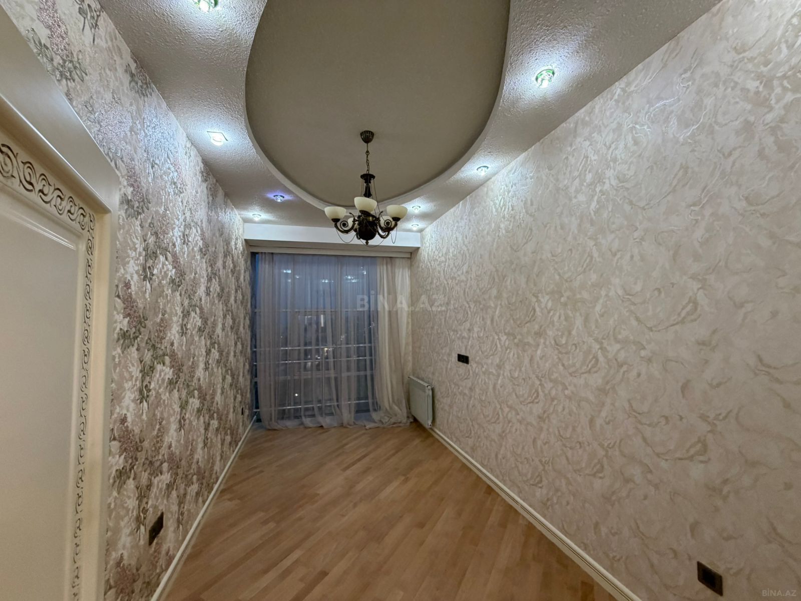 5 otaqlı Yeni tikili, Nizami m., Bakı