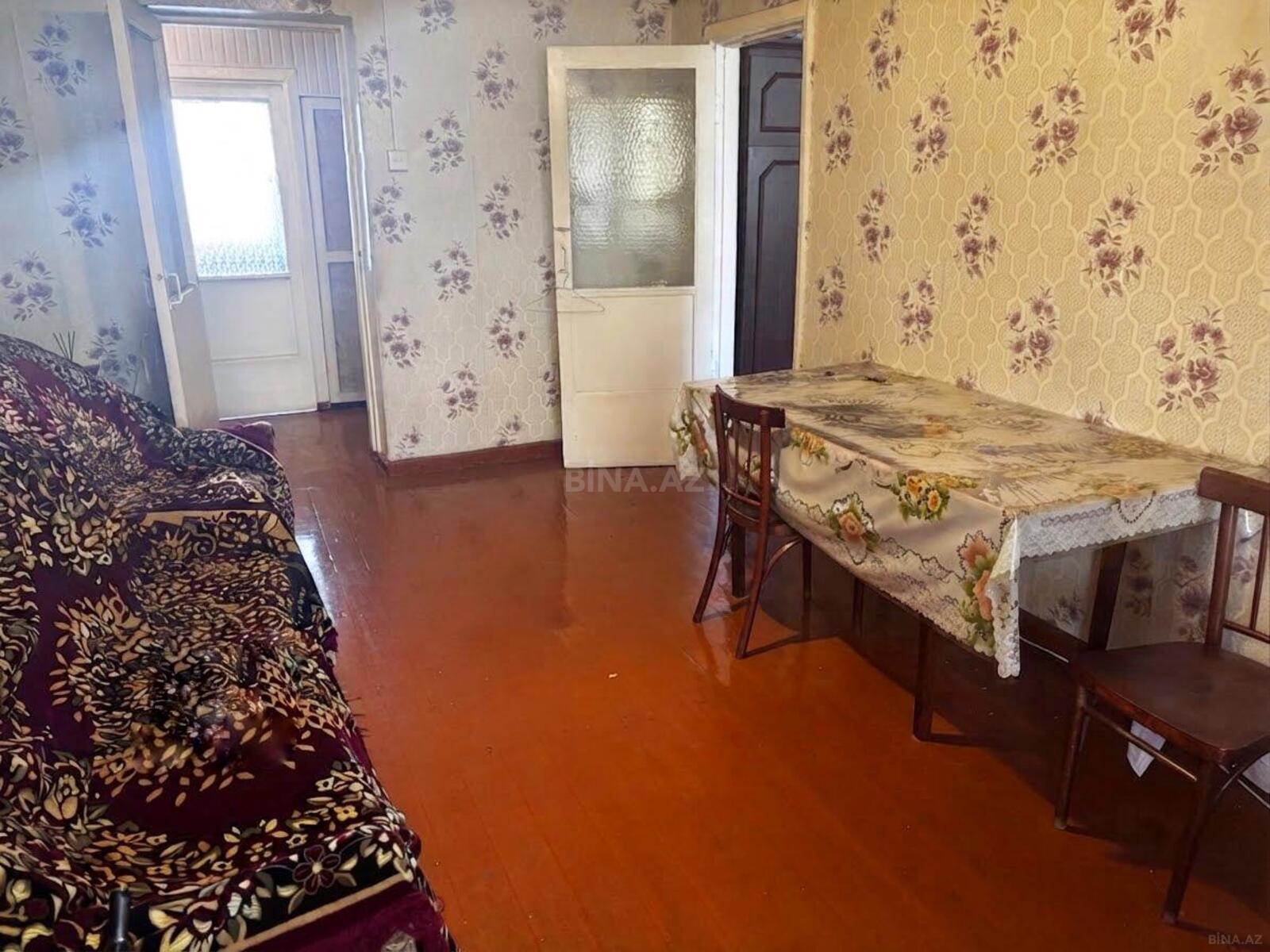 3 otaqlı Köhnə tikili, Xətai r., Bakı