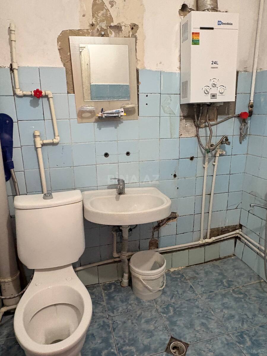 2 otaqlı Köhnə tikili, Qara Qarayev m., Bakı
