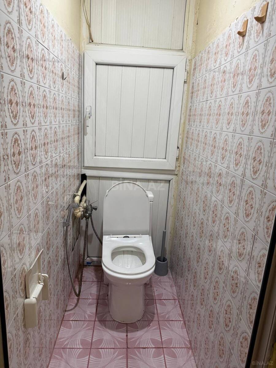 2 otaqlı Köhnə tikili, 8-ci mikrorayon q., Bakı