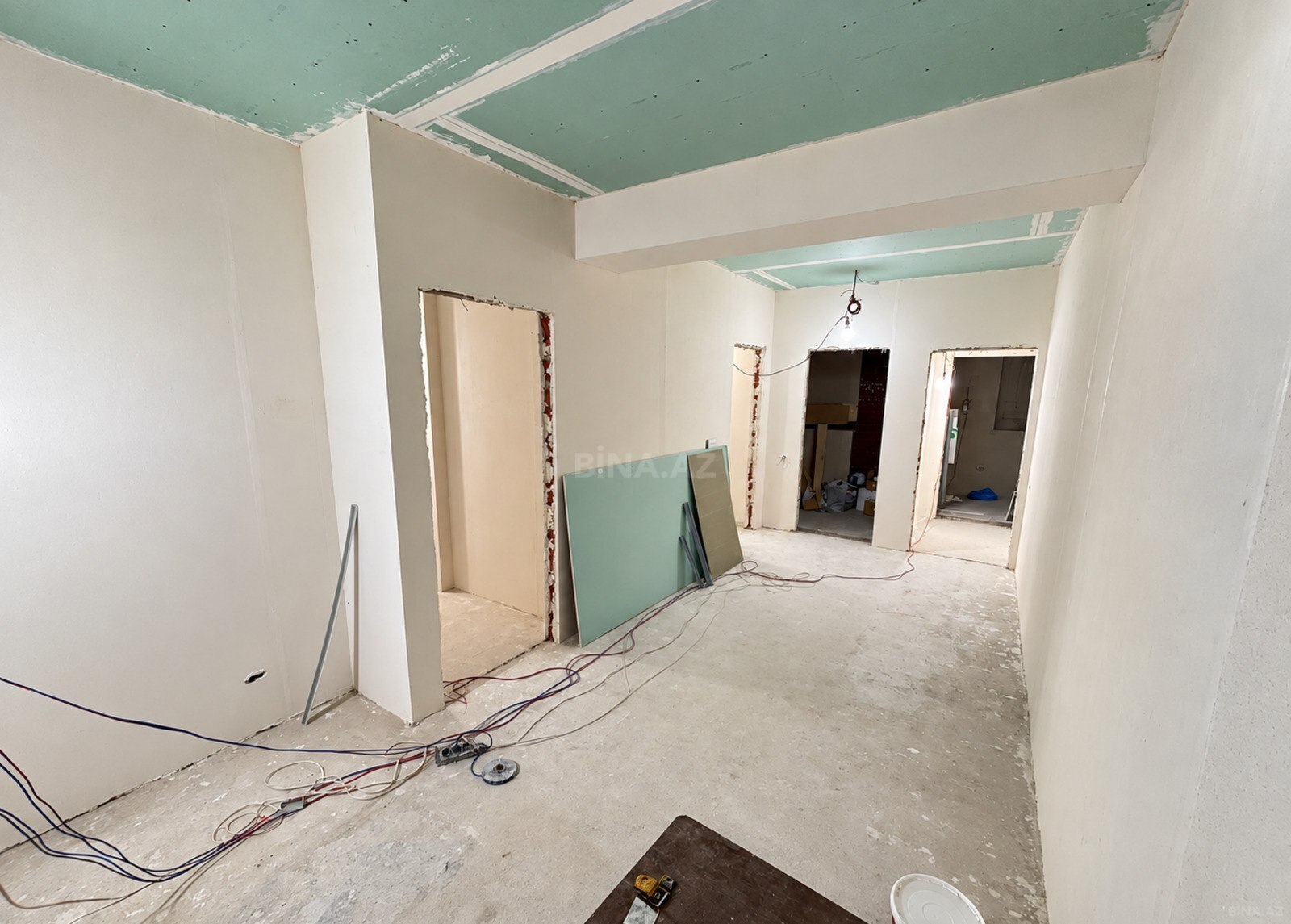 3 otaqlı Yeni tikili, Şah İsmayıl Xətai m., Bakı