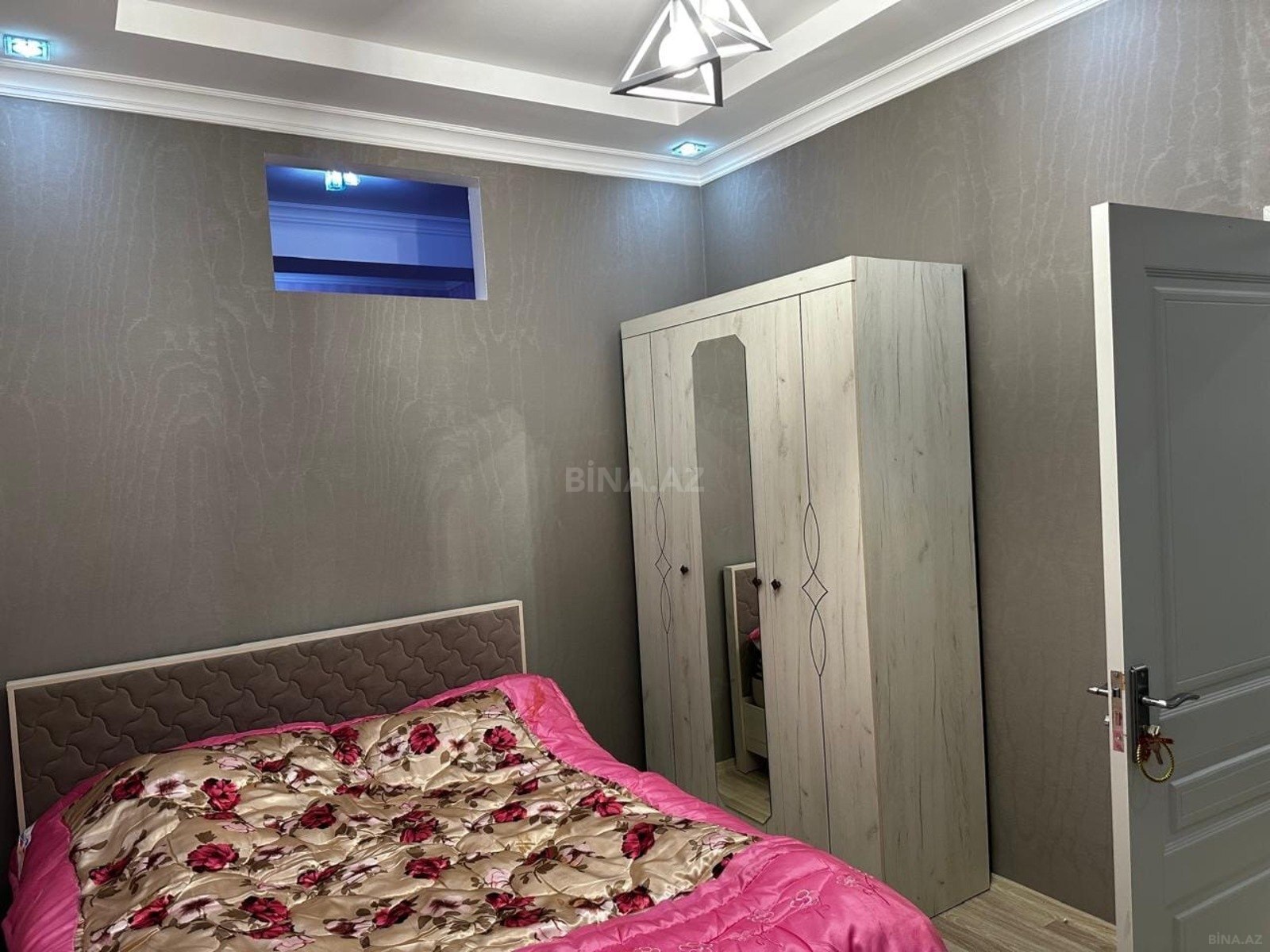 2 otaqlı Yeni tikili, Saray q., Bakı