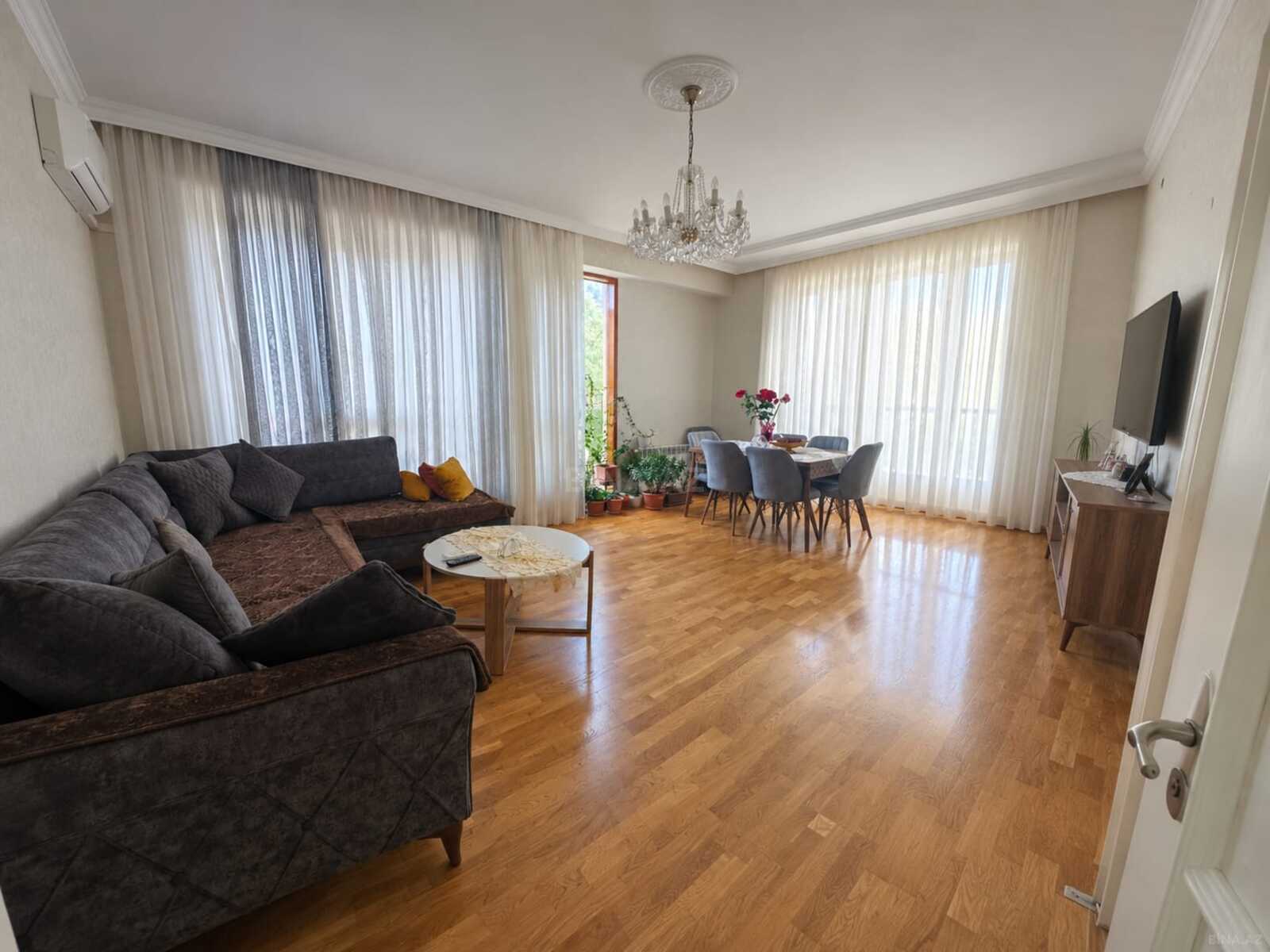 2 otaqlı Yeni tikili, Neftçilər m., Bakı