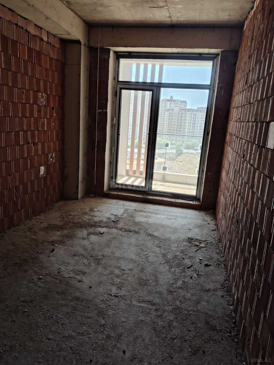 3 otaqlı Yeni tikili, Koroğlu m., Bakı