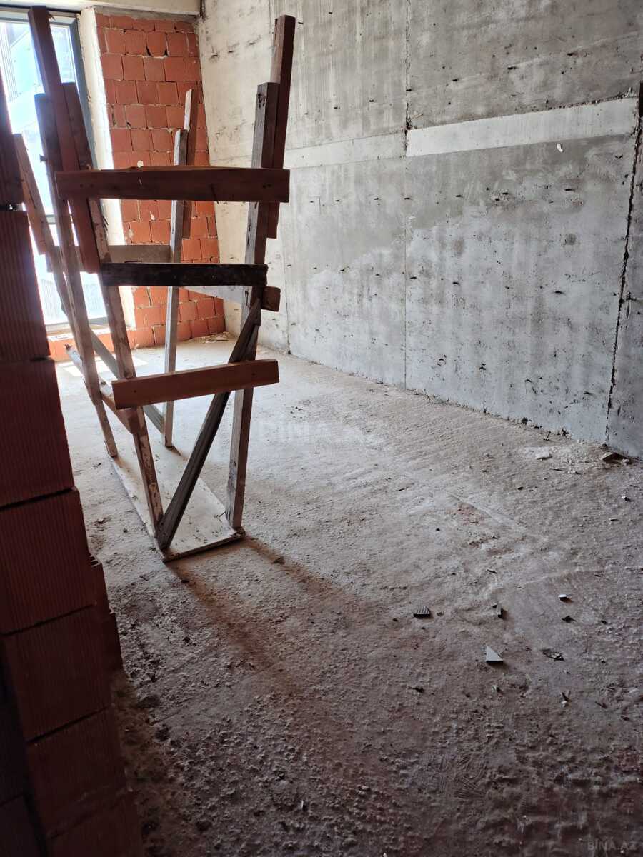 3 otaqlı Yeni tikili, Koroğlu m., Bakı