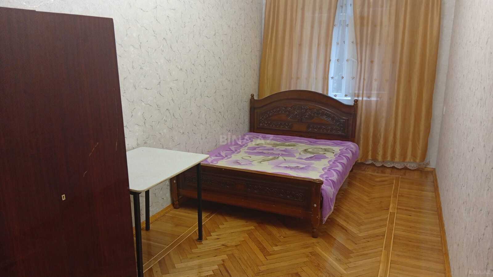 2 otaqlı Köhnə tikili, Memar Əcəmi m., Bakı