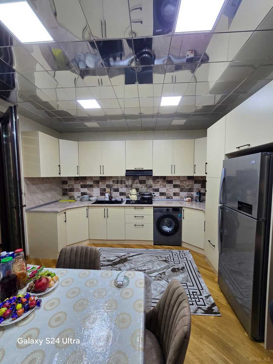 4 otaqlı Köhnə tikili, Yeni Yasamal q., Bakı
