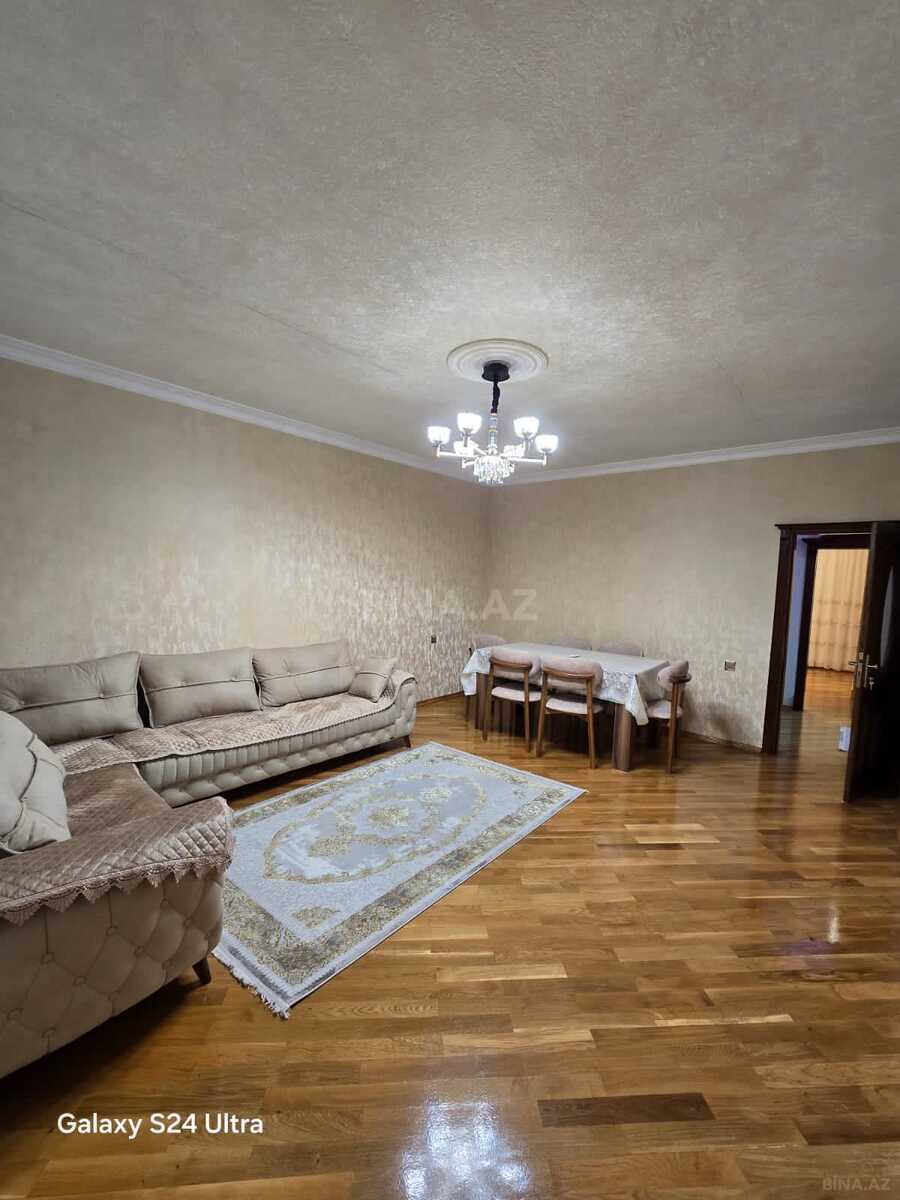 4 otaqlı Köhnə tikili, Yeni Yasamal q., Bakı