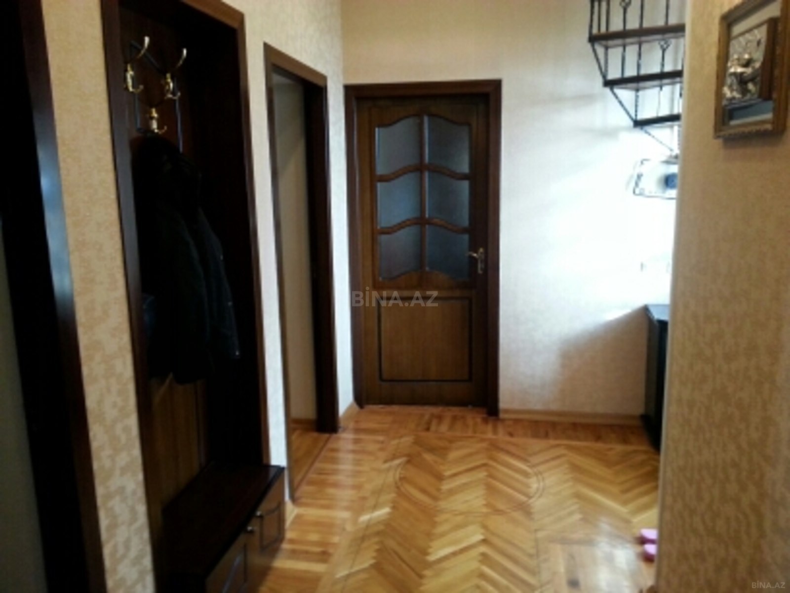 4 otaqlı Köhnə tikili, 28 May m., Bakı