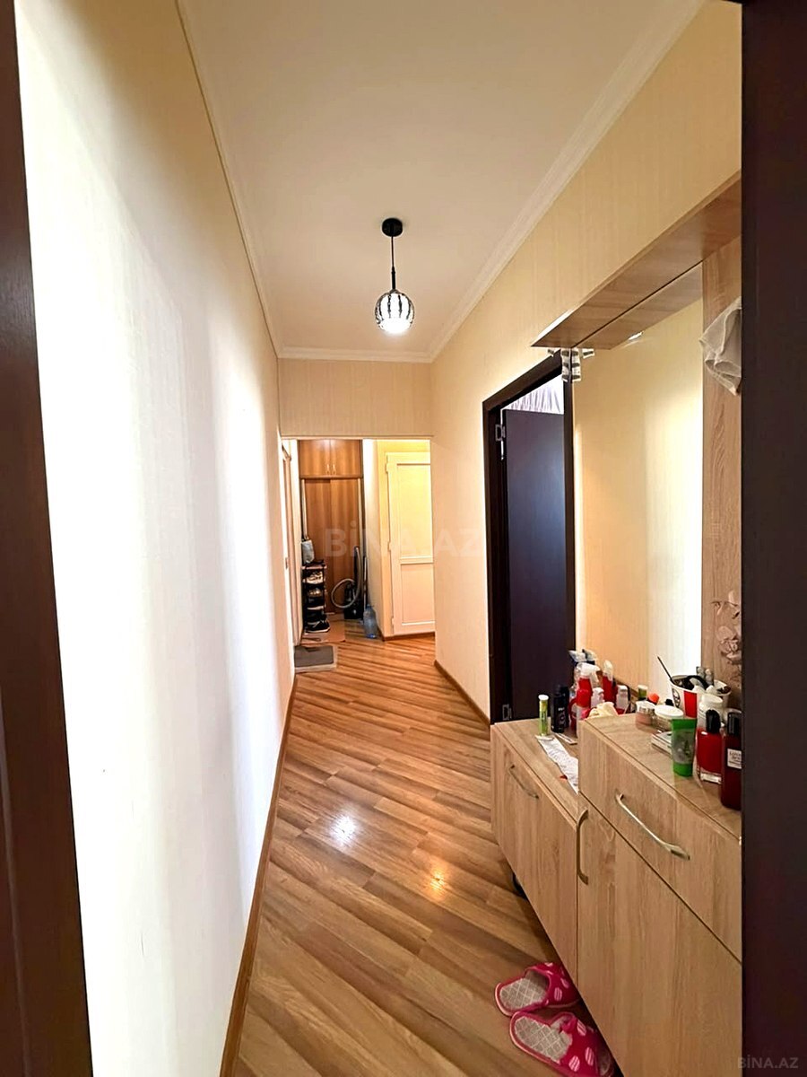 2 otaqlı Köhnə tikili, Neftçilər m., Bakı