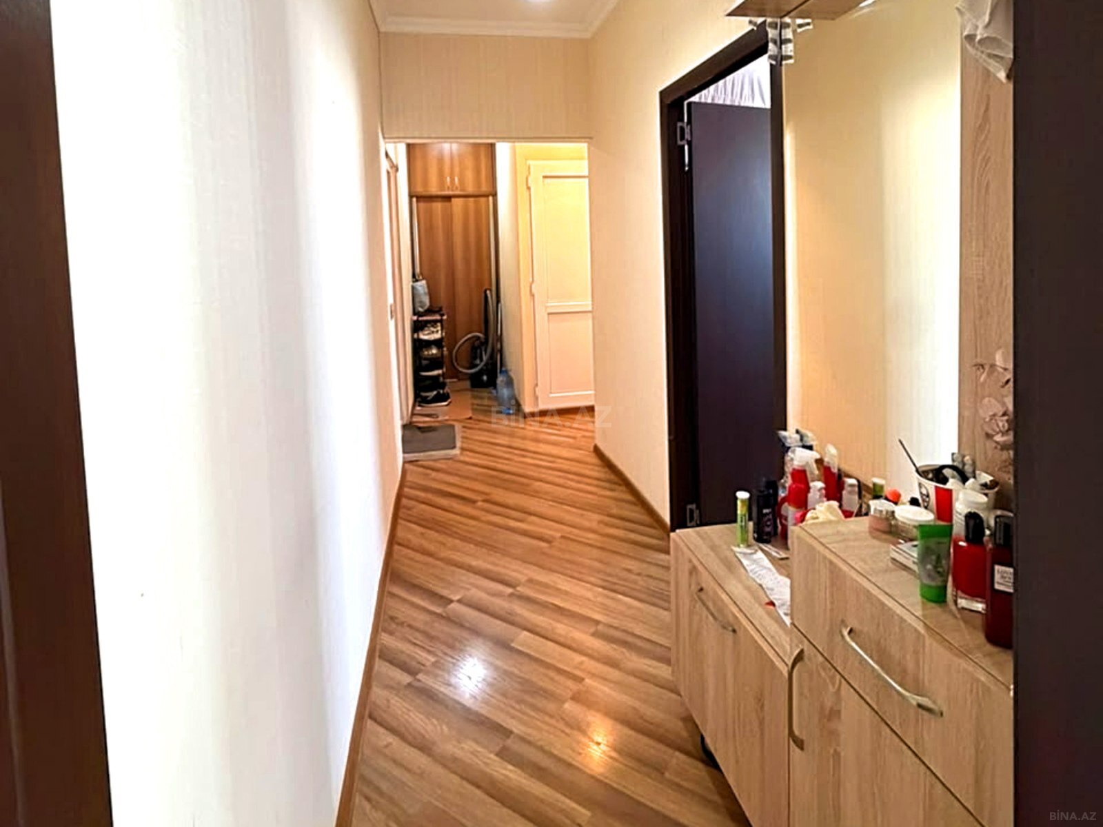2 otaqlı Köhnə tikili, Neftçilər m., Bakı