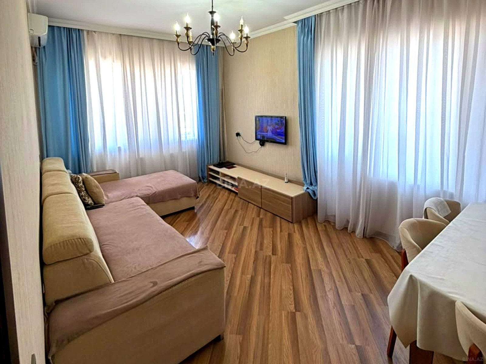 2 otaqlı Köhnə tikili, Neftçilər m., Bakı