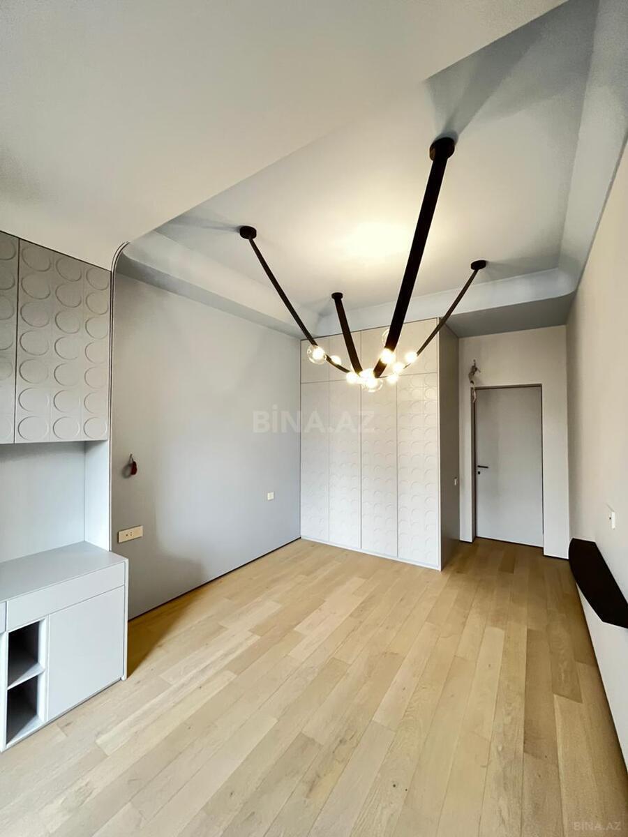 3 otaqlı Yeni tikili, Şah İsmayıl Xətai m., Bakı