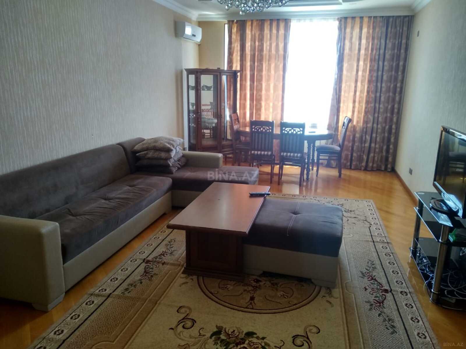 4 otaqlı Yeni tikili, Gənclik m., Bakı