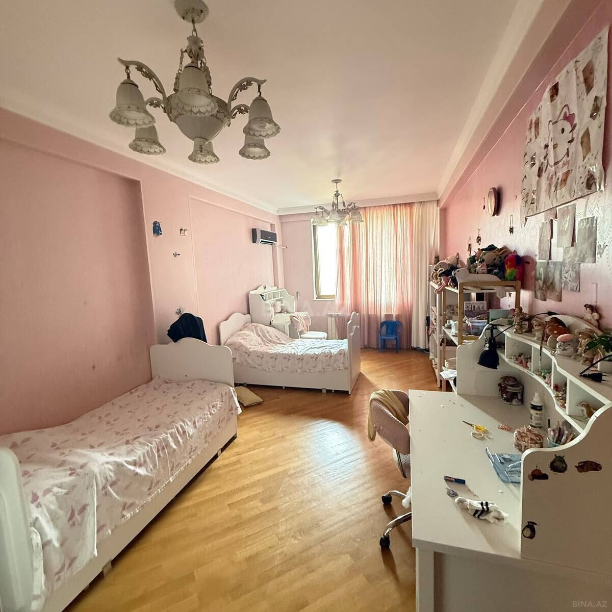 4 otaqlı Yeni tikili, 28 May m., Bakı