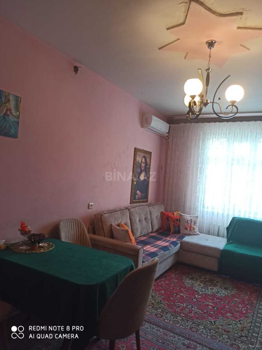 3 otaqlı Köhnə tikili, Həzi Aslanov m., Bakı