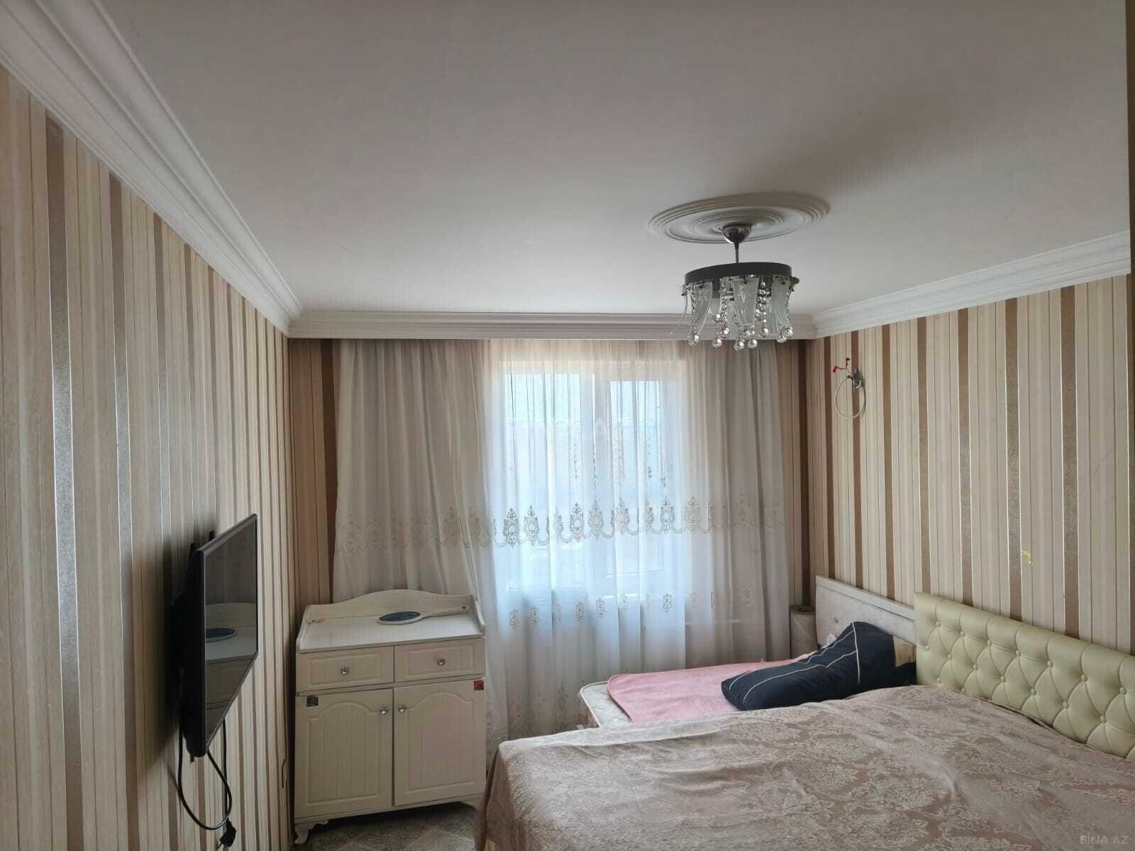 2 otaqlı Köhnə tikili, Əhmədli m., Bakı