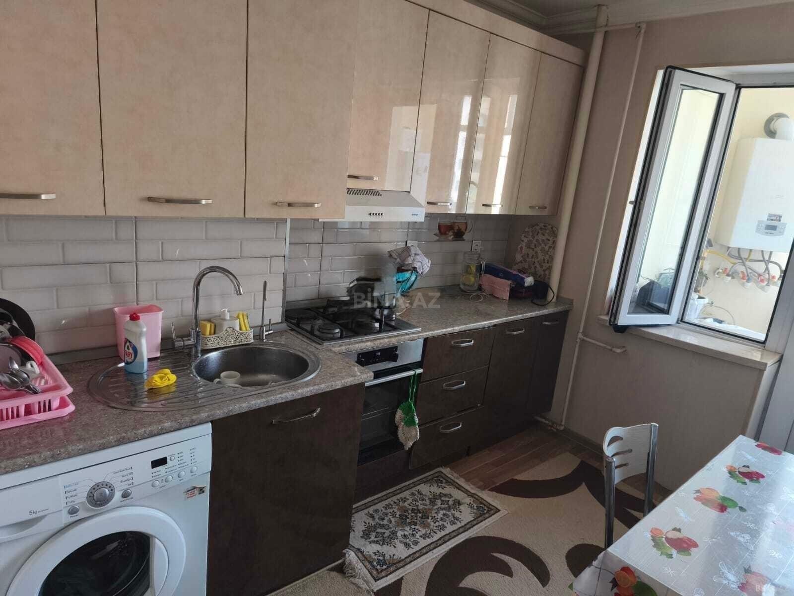 2 otaqlı Köhnə tikili, Əhmədli m., Bakı