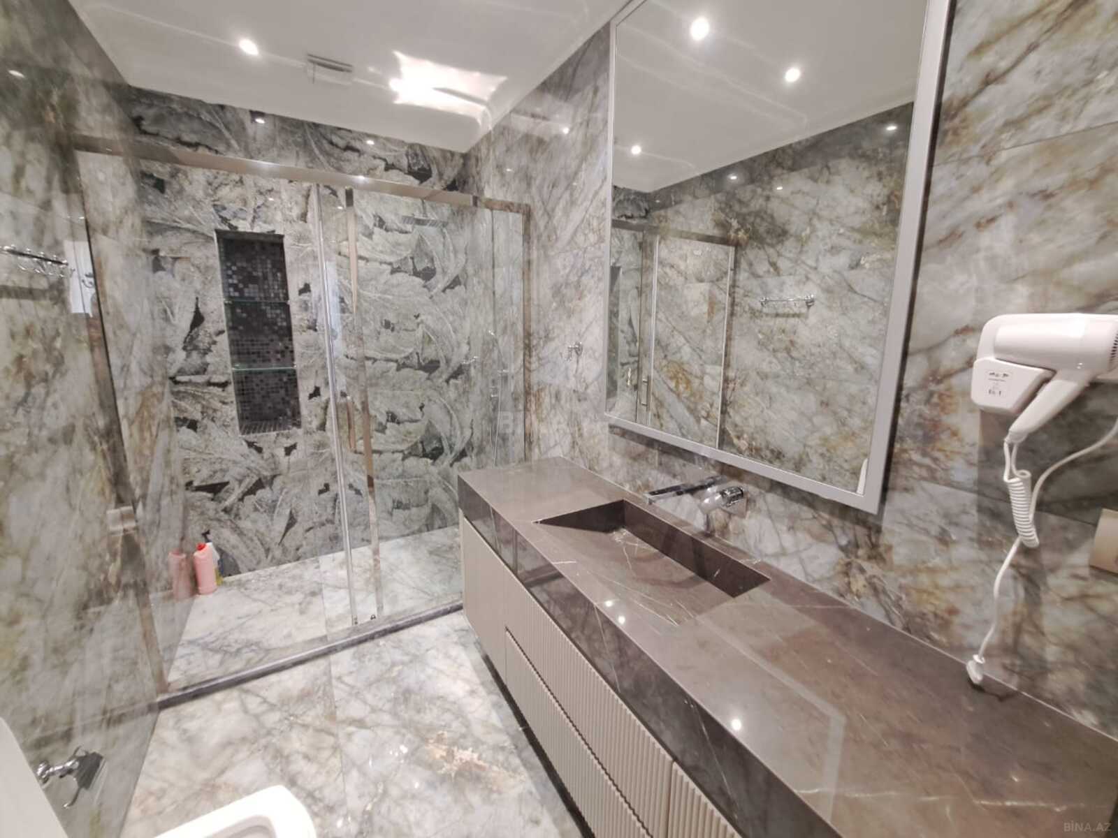 4 otaqlı Yeni tikili, Elmlər Akademiyası m., Bakı