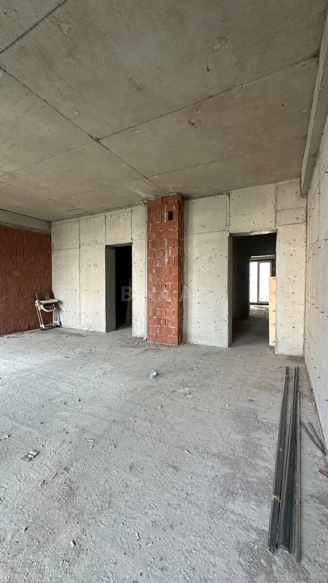 4 otaqlı Yeni tikili, Elmlər Akademiyası m., Bakı