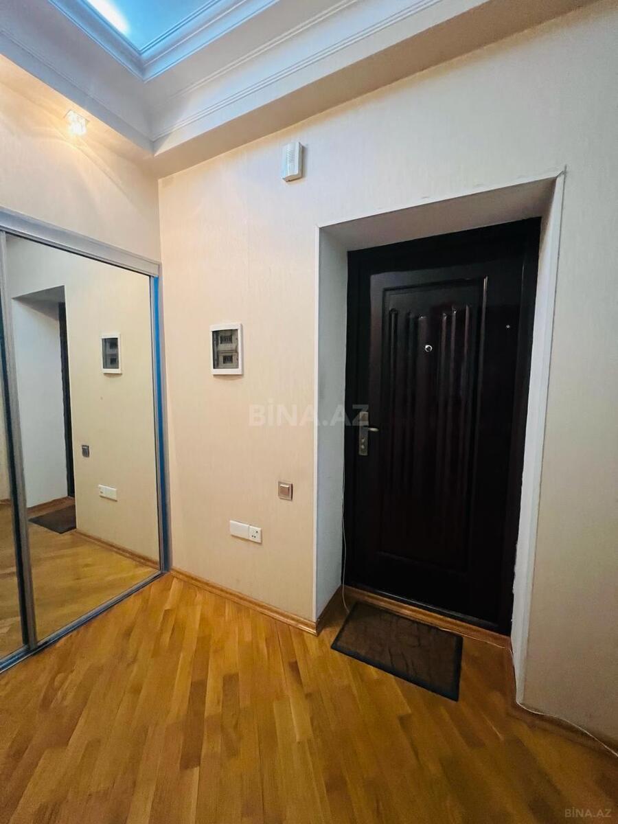 3 otaqlı Köhnə tikili, İçəri Şəhər m., Bakı