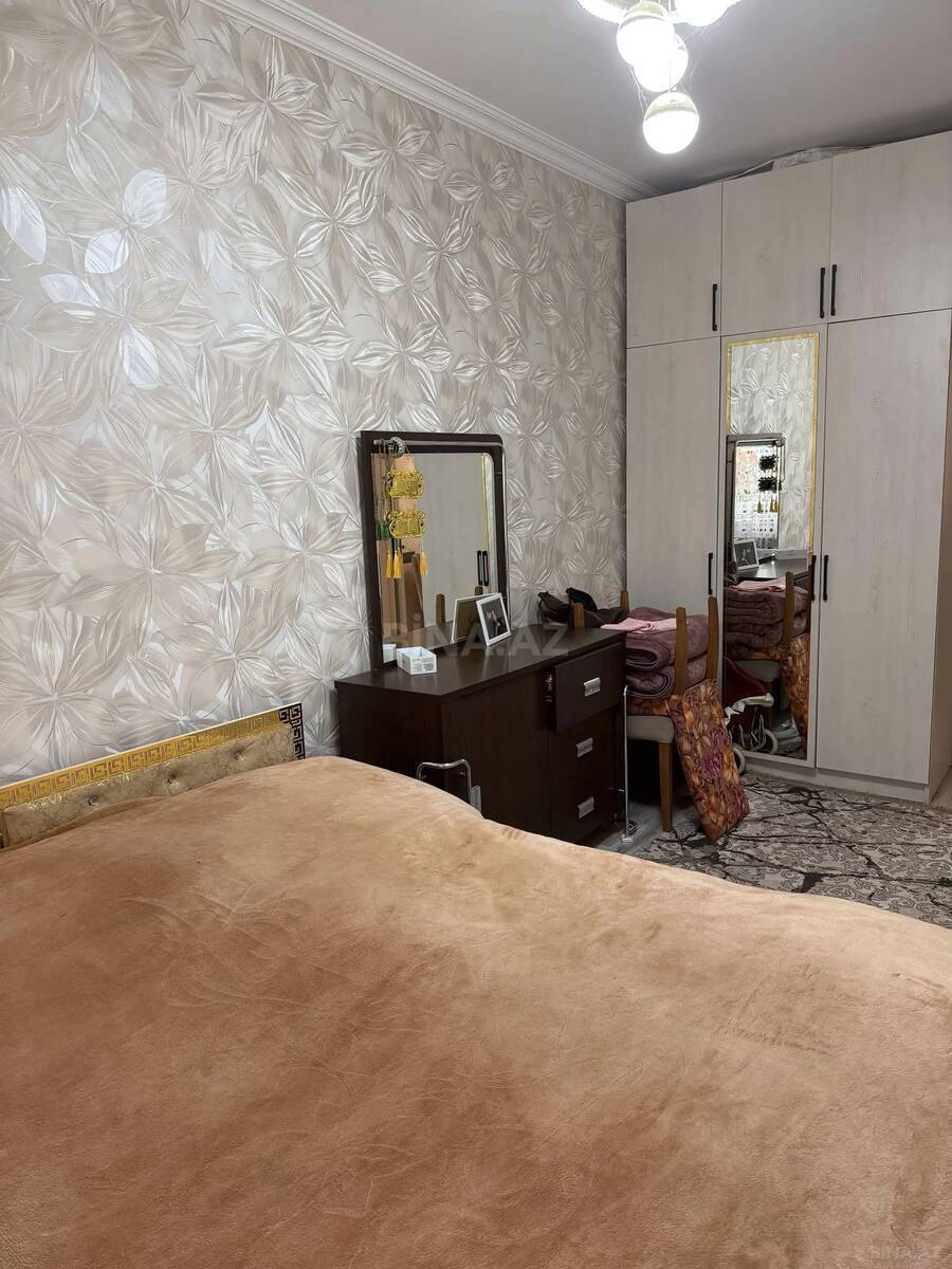 3 otaqlı Köhnə tikili, 20 Yanvar m., Bakı