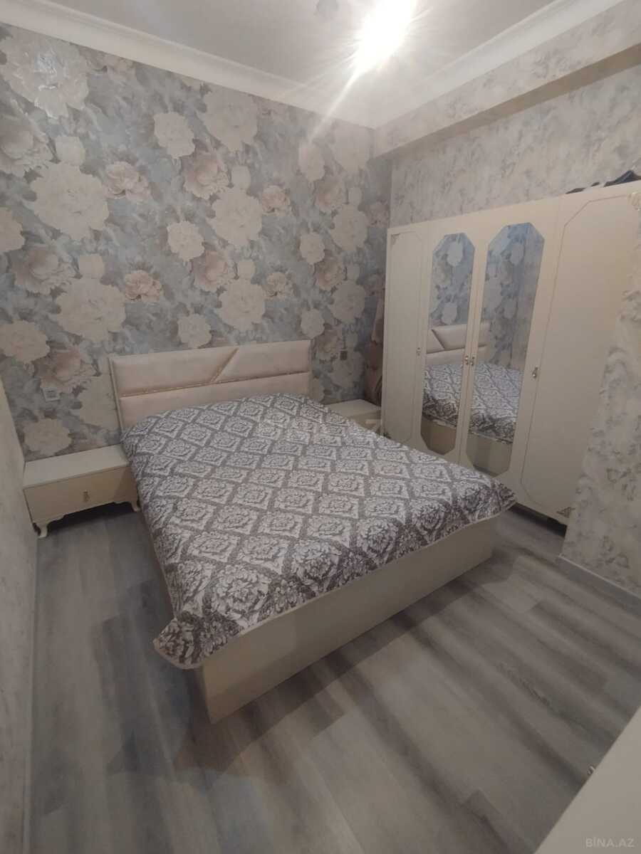 3 otaqlı Yeni tikili, Xırdalan