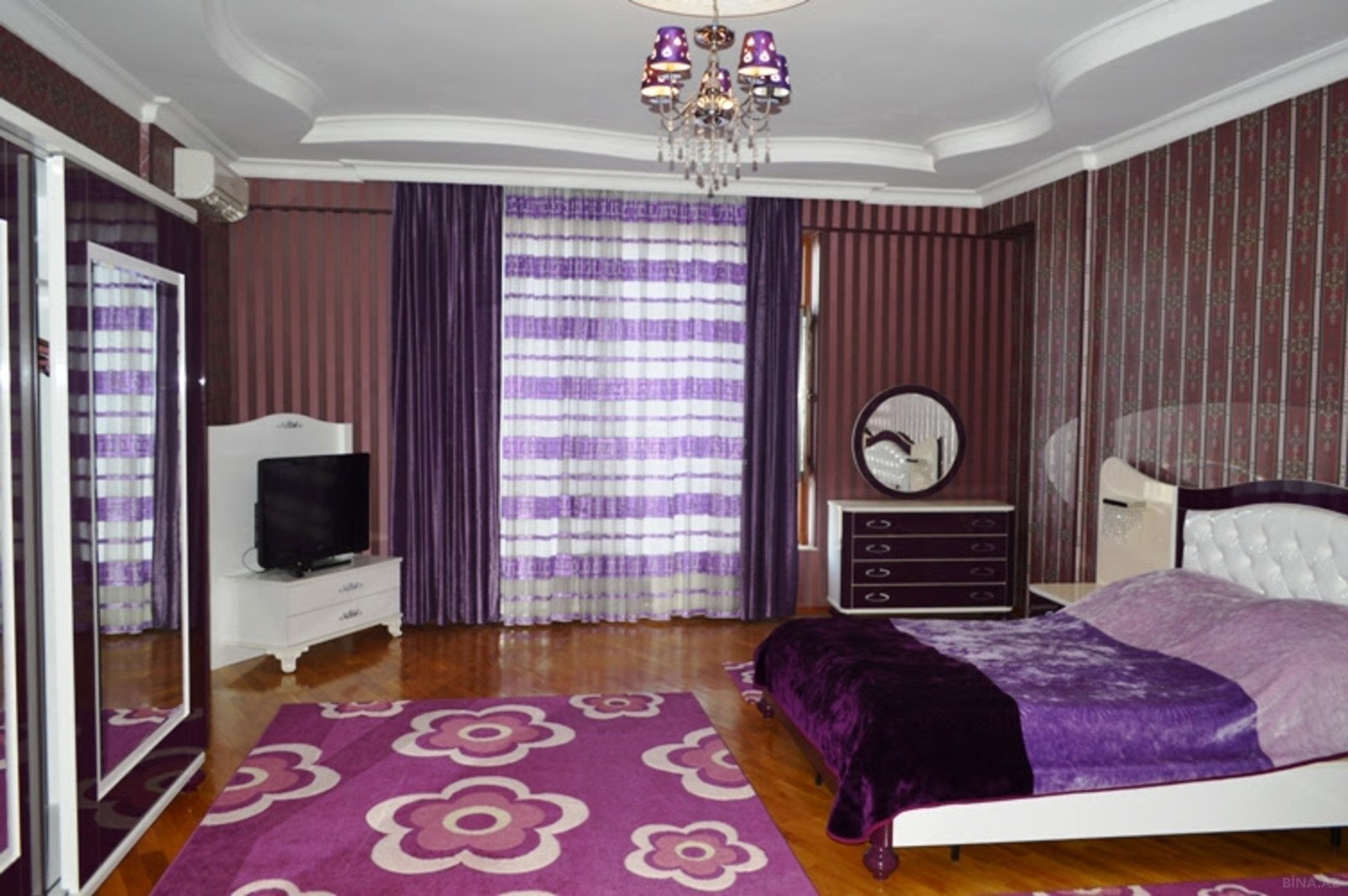 4 otaqlı Yeni tikili, İnşaatçılar m., Bakı