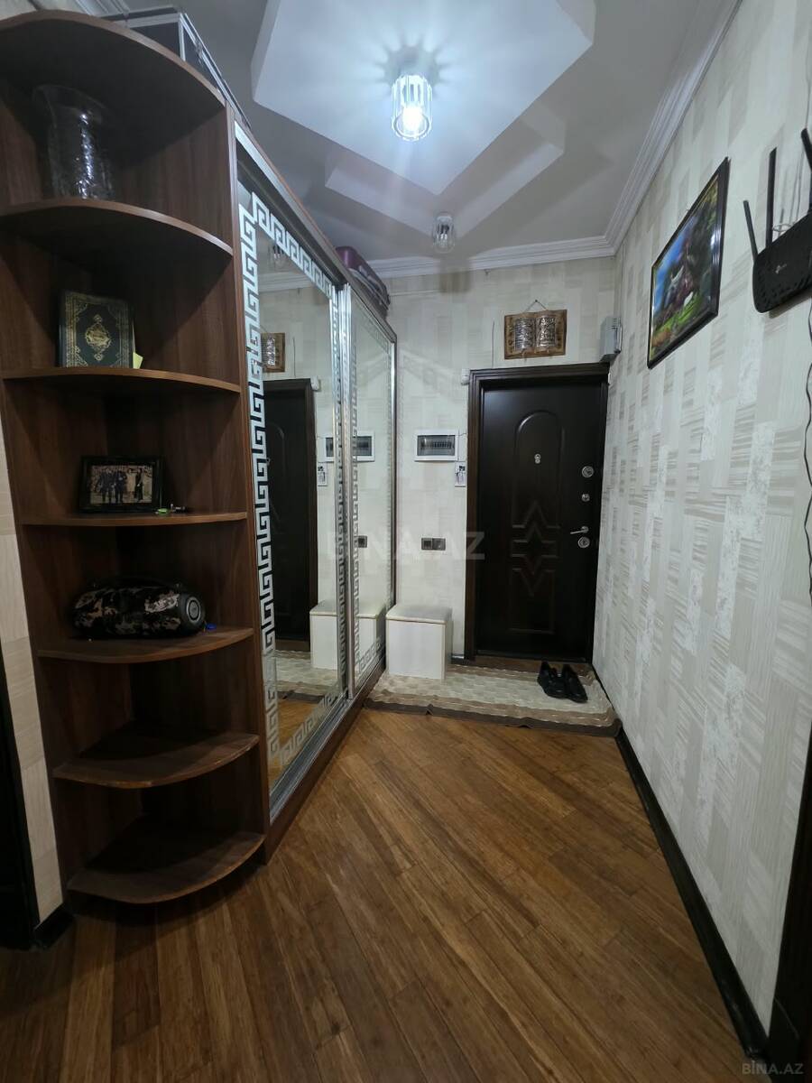 3 otaqlı Köhnə tikili, Xalqlar Dostluğu m., Bakı