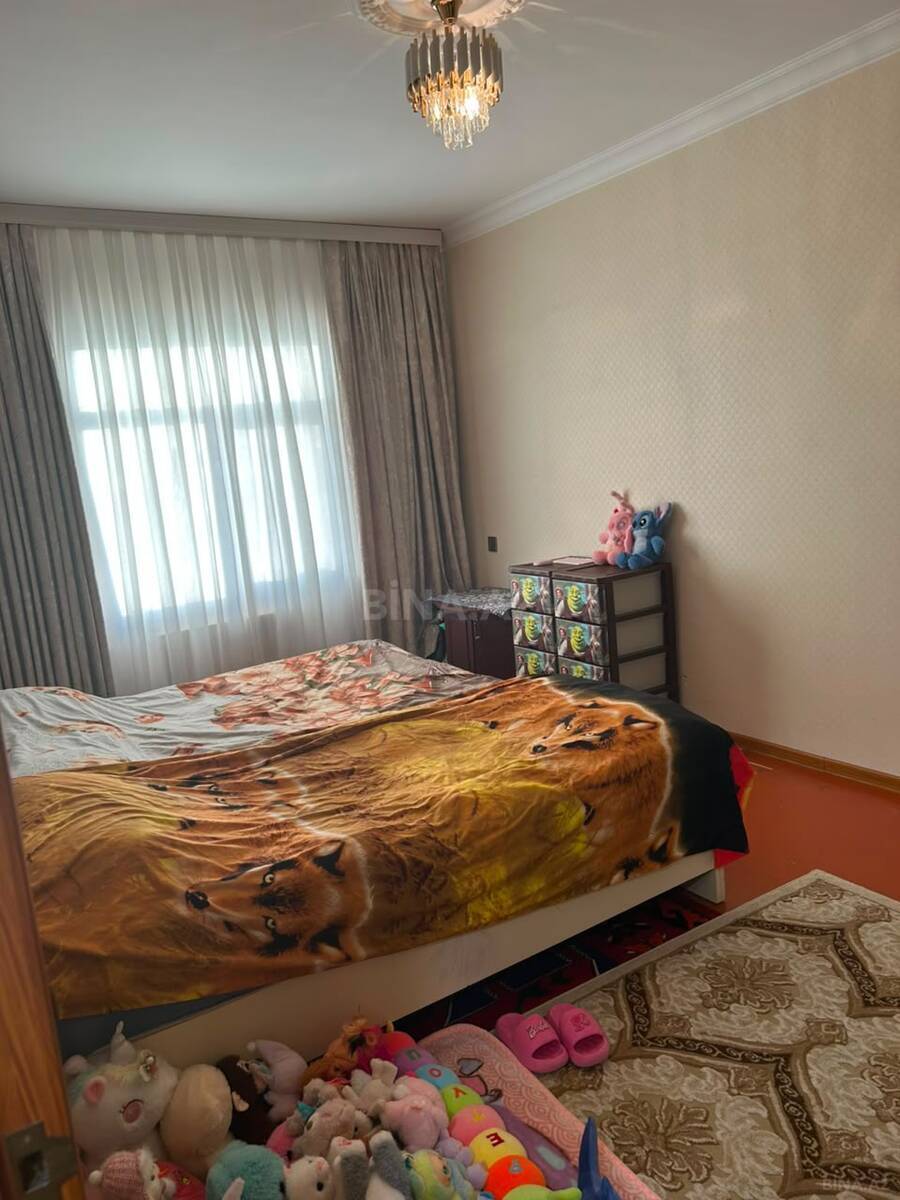2 otaqlı Köhnə tikili, İnşaatçılar m., Bakı