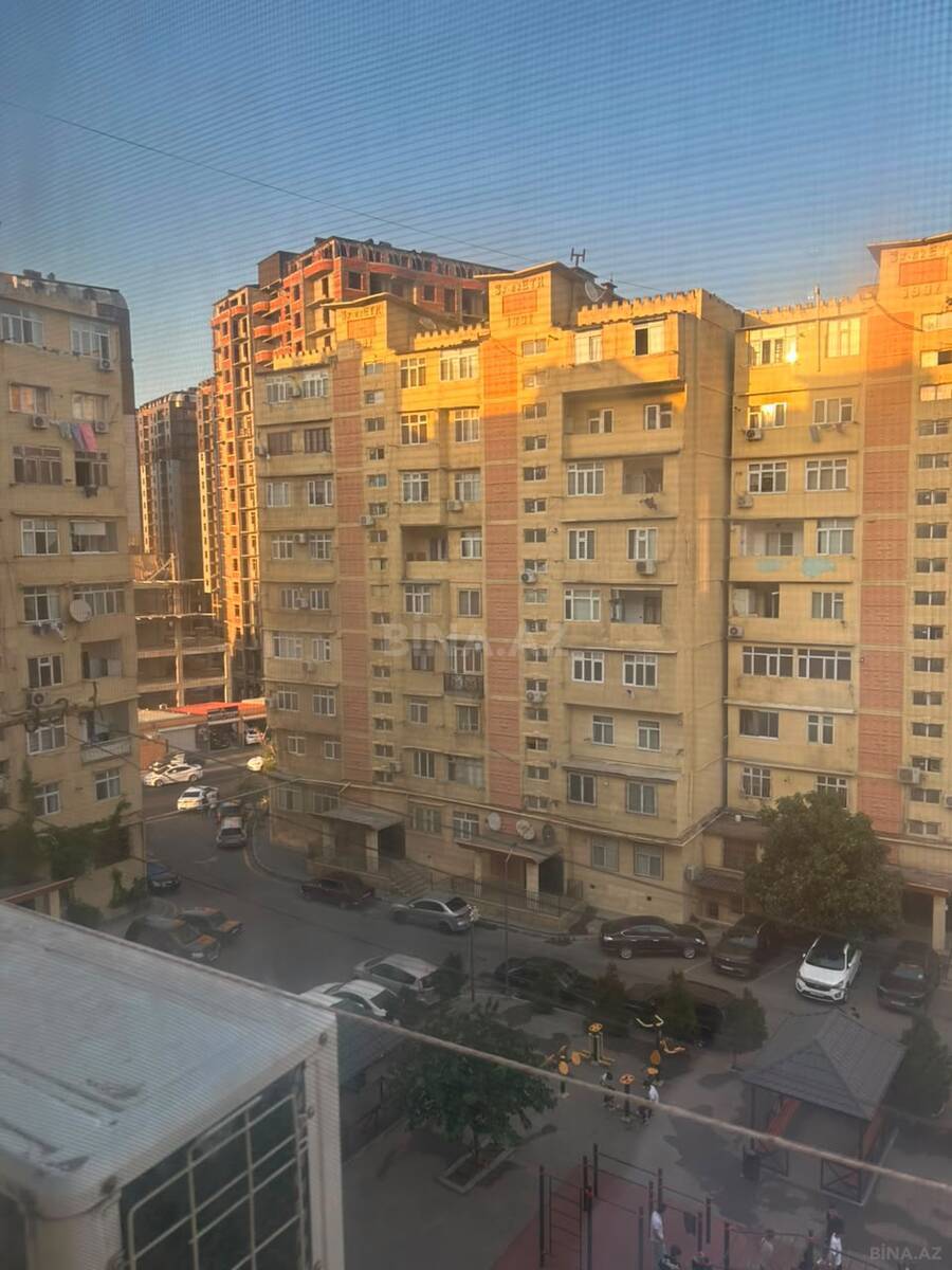 2 otaqlı Köhnə tikili, İnşaatçılar m., Bakı