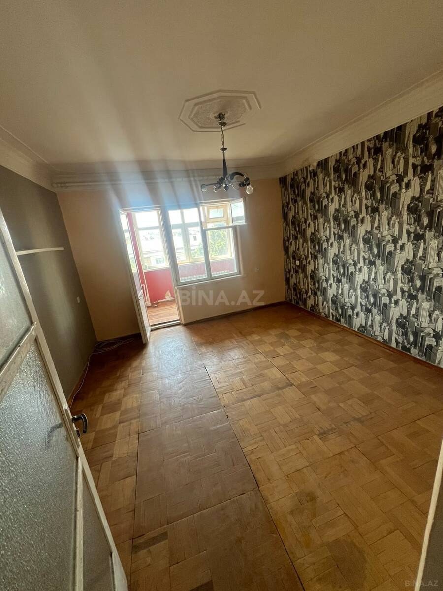 3 otaqlı Köhnə tikili, Avtovağzal m., Bakı