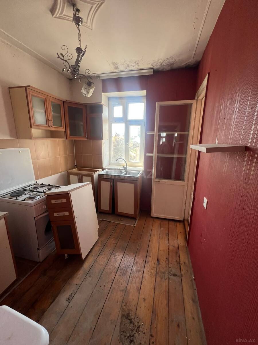 3 otaqlı Köhnə tikili, Avtovağzal m., Bakı