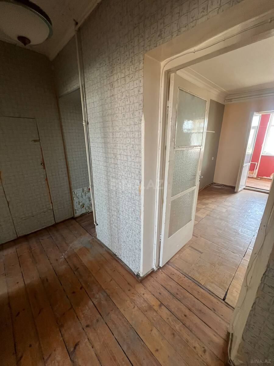 3 otaqlı Köhnə tikili, Avtovağzal m., Bakı