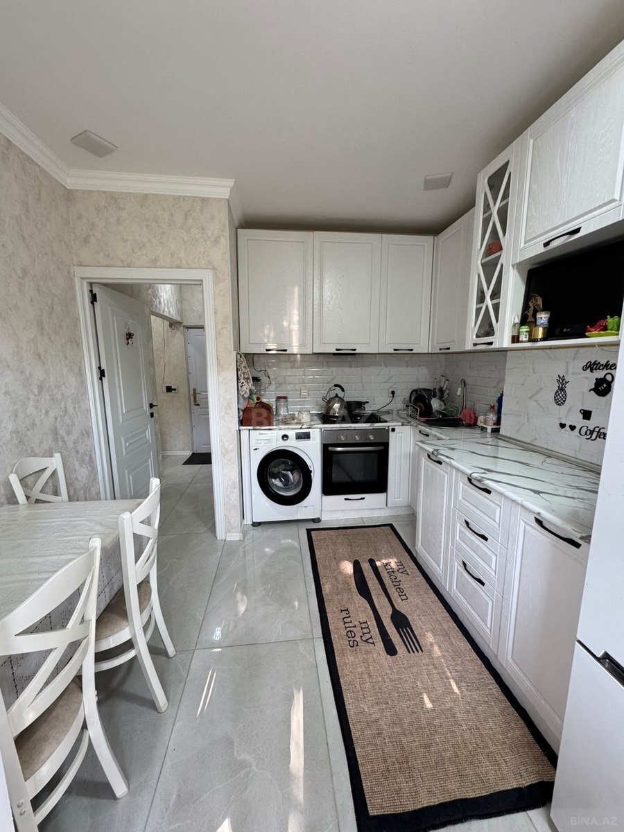 3 otaqlı Köhnə tikili, Yeni Yasamal q., Bakı