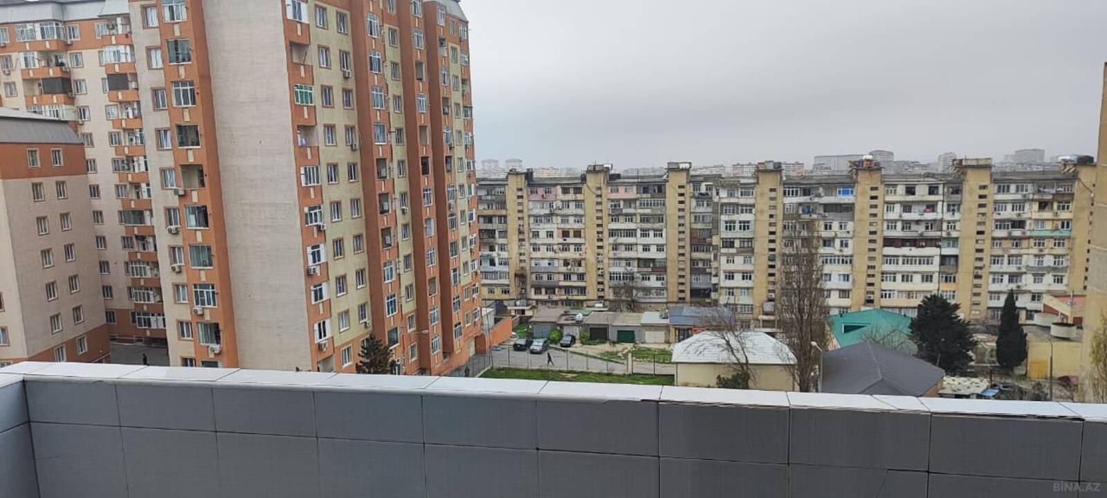 3 otaqlı Köhnə tikili, Yeni Günəşli q., Bakı
