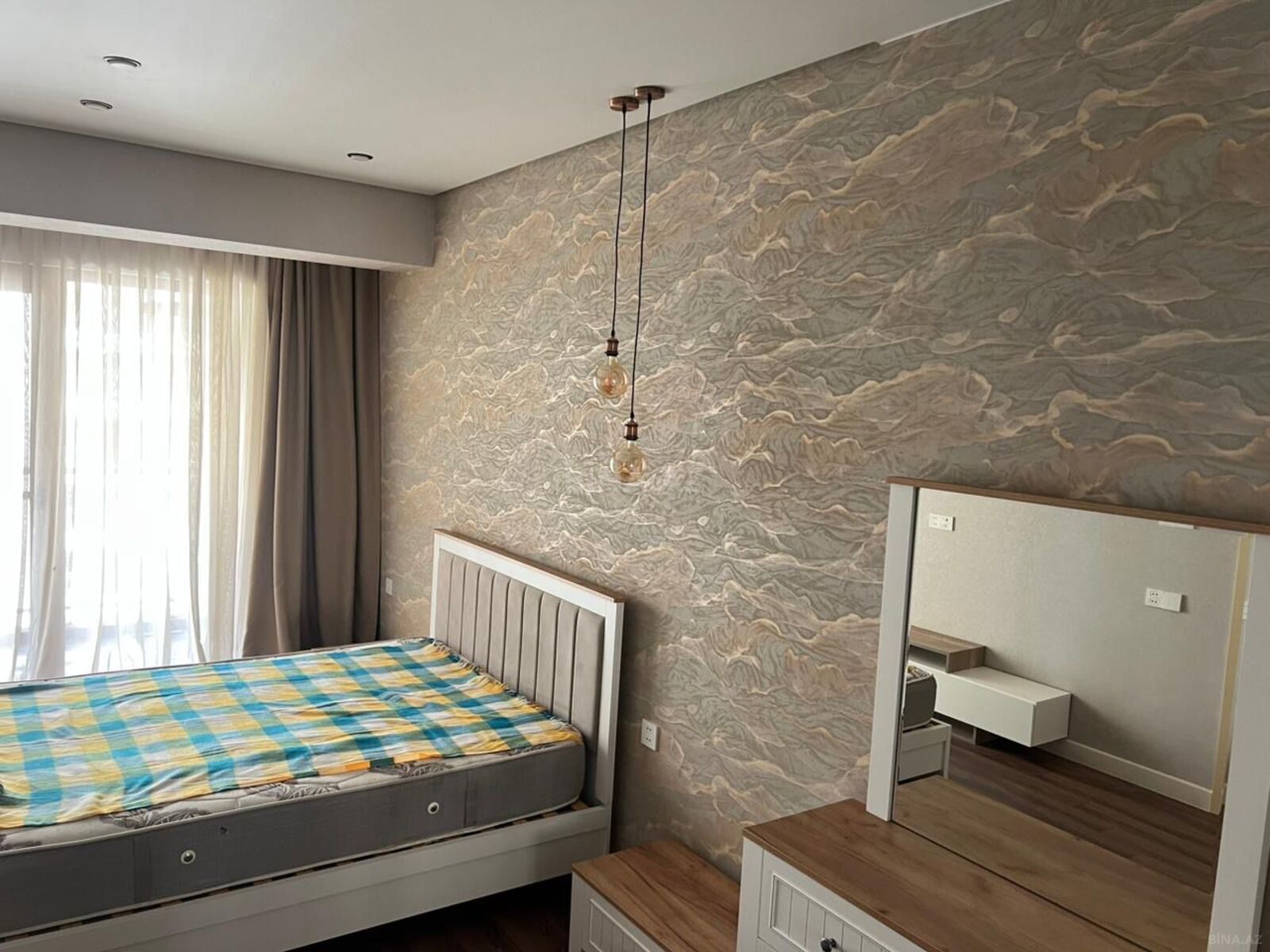 3 otaqlı Yeni tikili, Şah İsmayıl Xətai m., Bakı