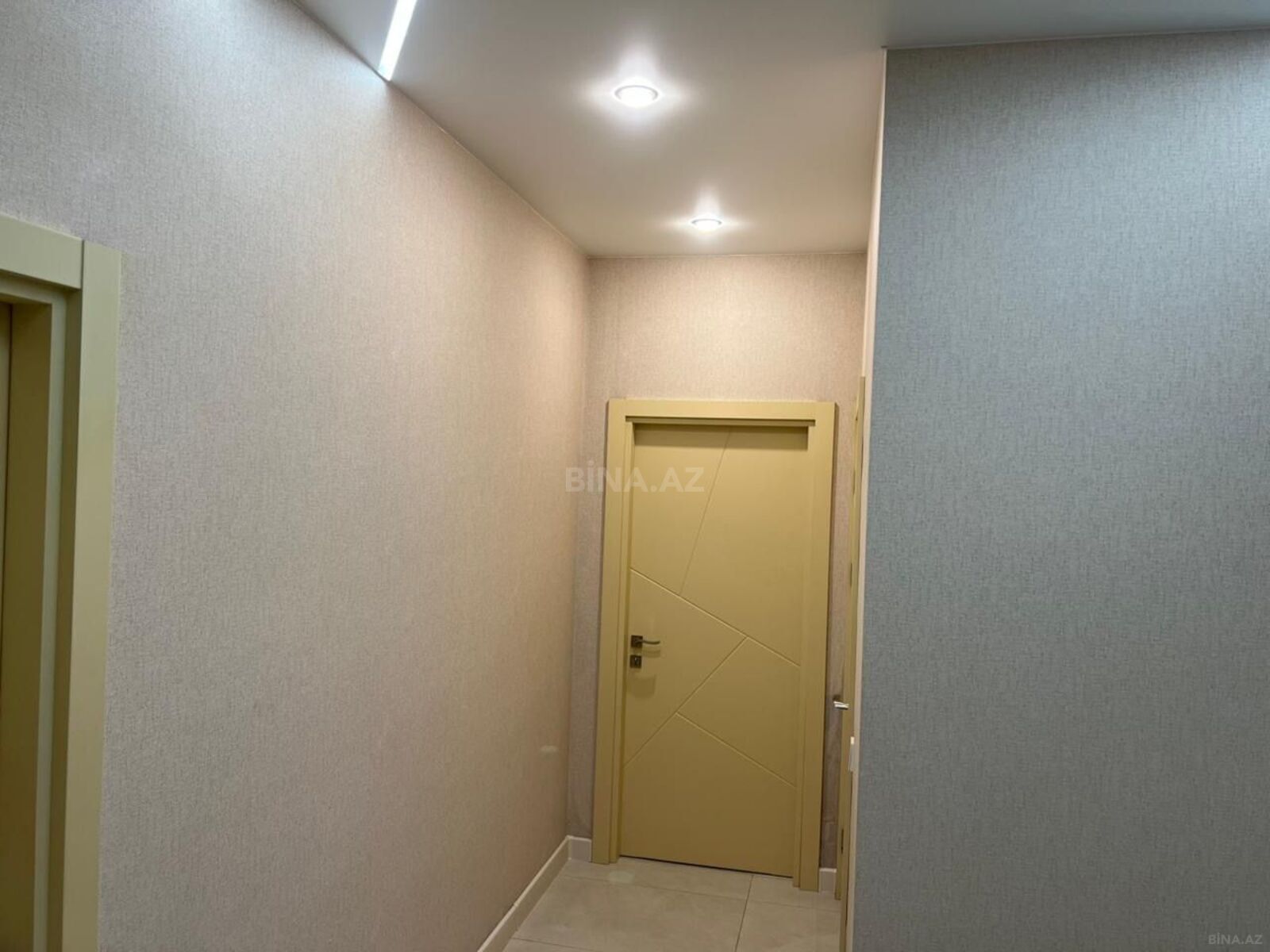 3 otaqlı Yeni tikili, Şah İsmayıl Xətai m., Bakı