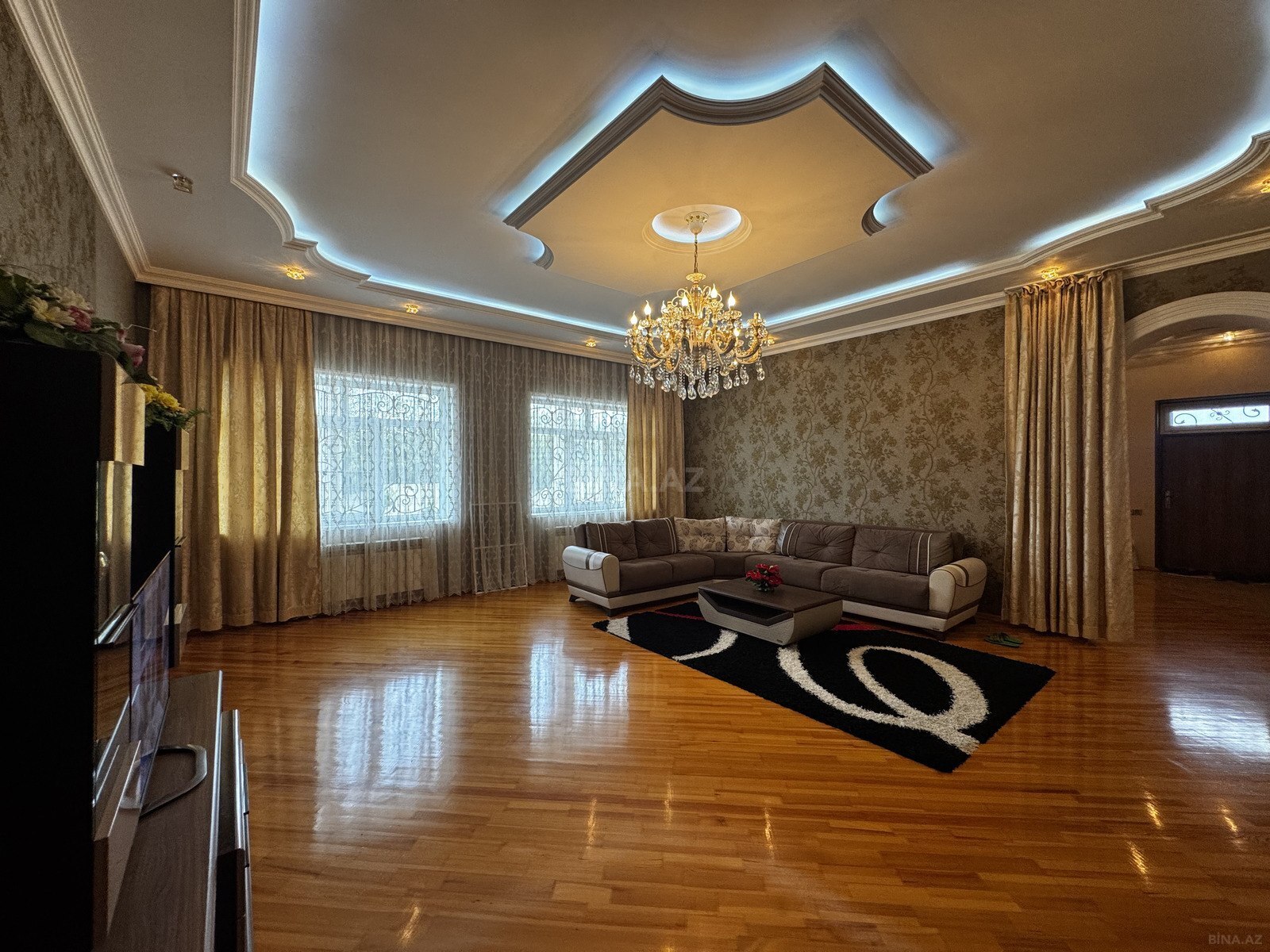 6 otaqlı Həyət evi/Bağ evi, Novxanı q., Bakı