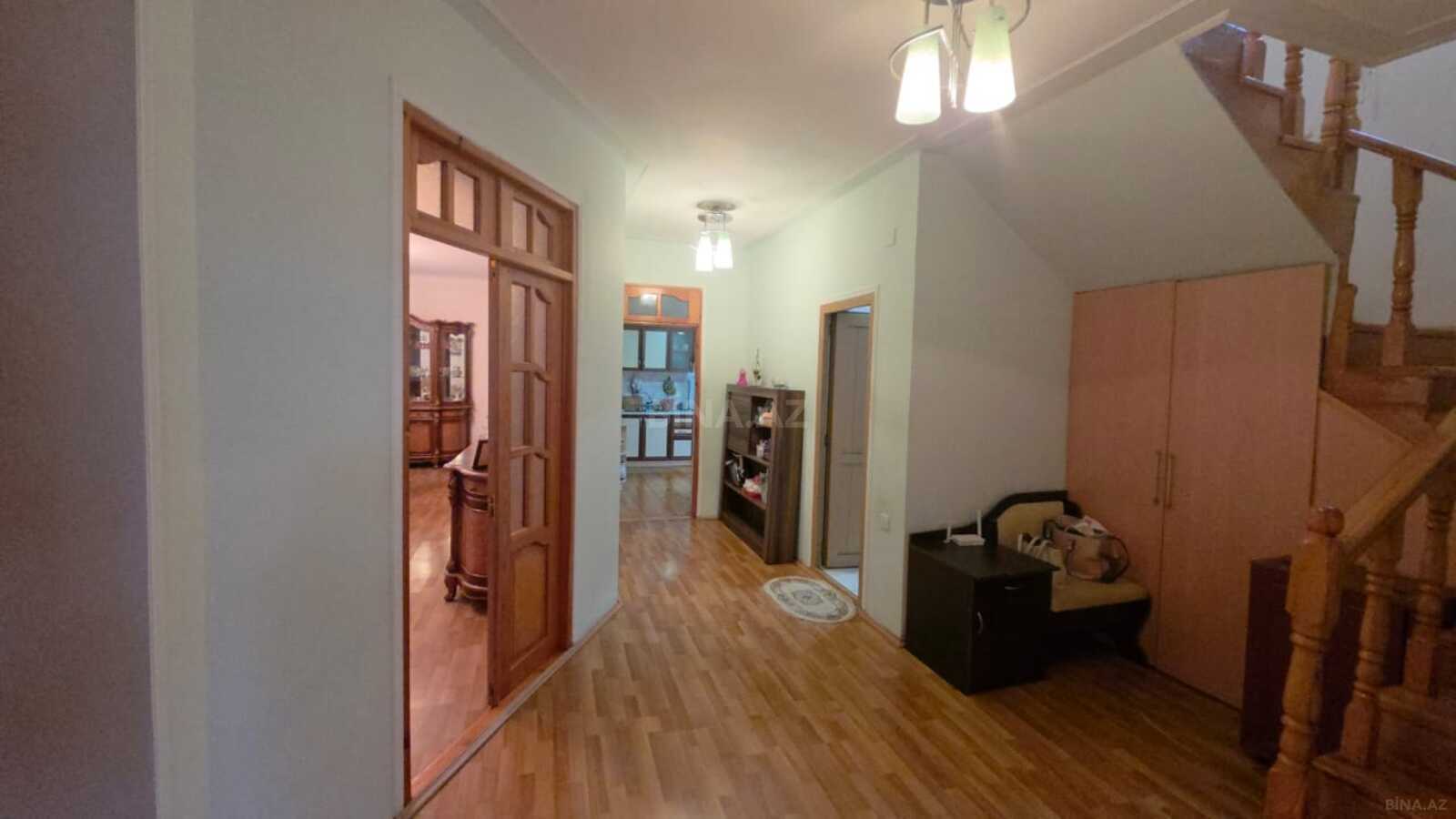 7 otaqlı Həyət evi/Bağ evi, Saray q., Bakı