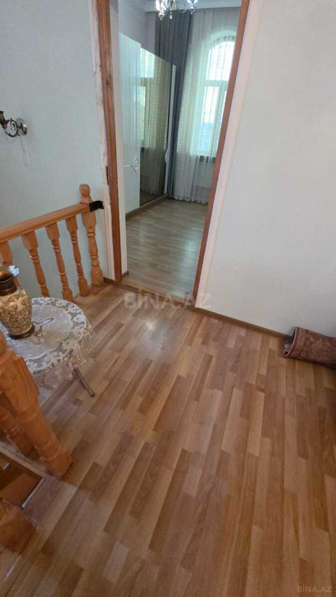 7 otaqlı Həyət evi/Bağ evi, Saray q., Bakı