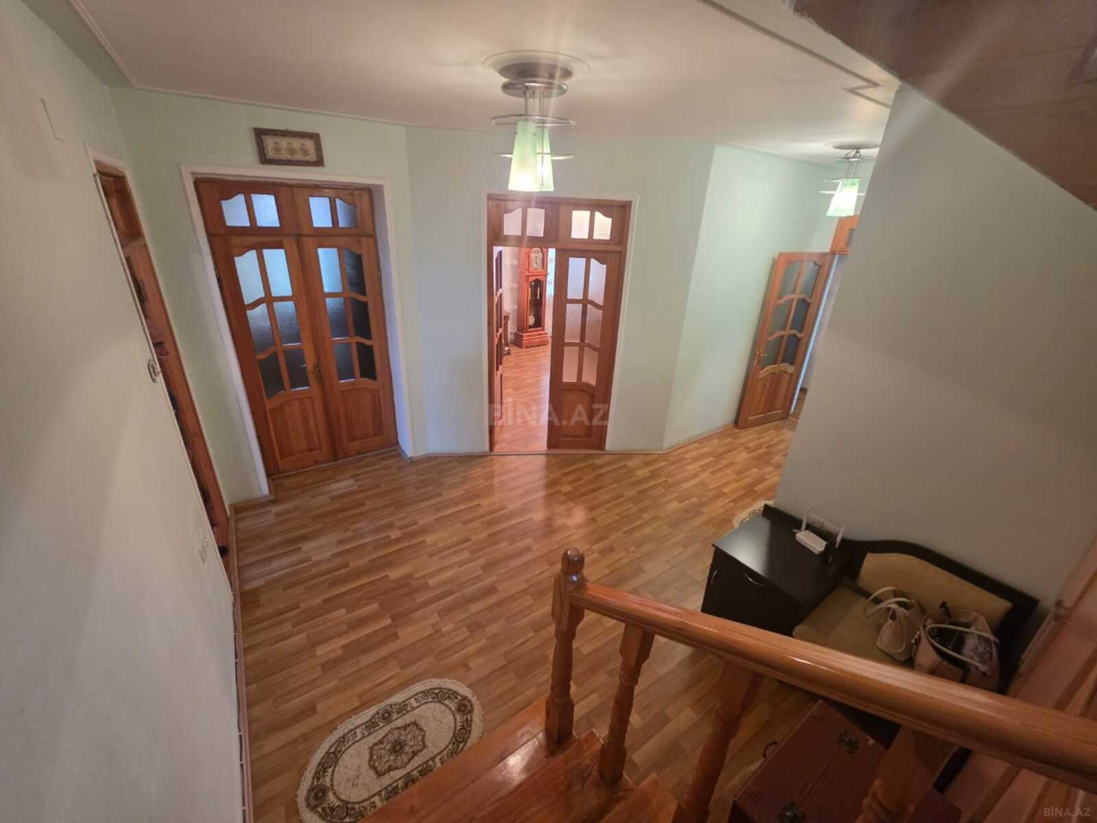 7 otaqlı Həyət evi/Bağ evi, Saray q., Bakı